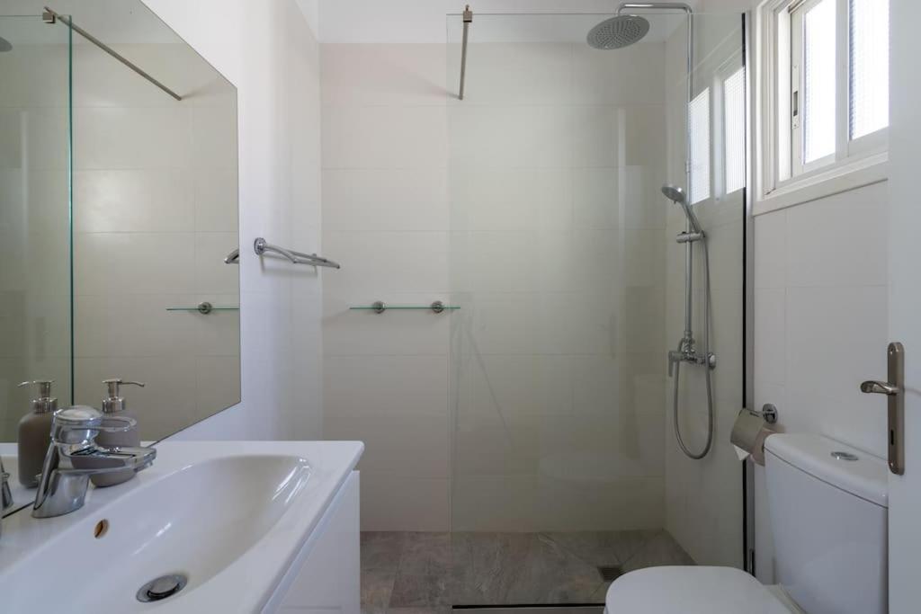 Cozy Nerina Cottage At Harbour Paphos Ngoại thất bức ảnh