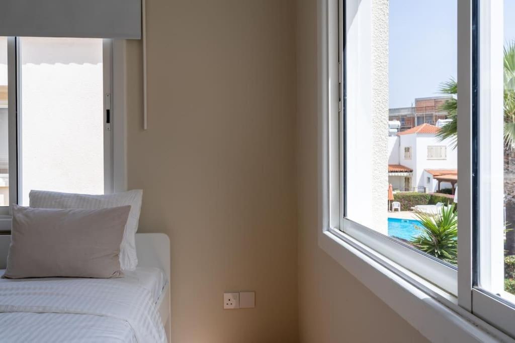 Cozy Nerina Cottage At Harbour Paphos Ngoại thất bức ảnh