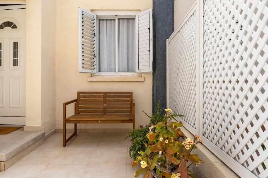 Cozy Nerina Cottage At Harbour Paphos Ngoại thất bức ảnh